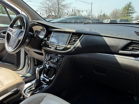 Used 2018 Buick Encore Essence image 13