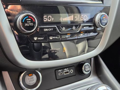 Used 2022 Nissan Murano SV w/ SV Midnight Edition Package FWD image 27