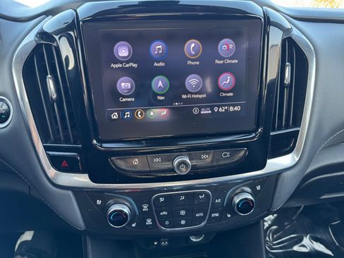 Used 2020 Chevrolet Traverse Premier image 19