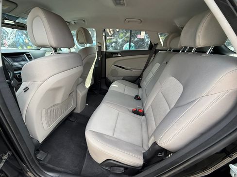 Used 2016 Hyundai Tucson SE w/ Option Group 02 AWD/4WD image 28