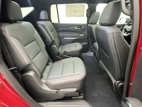 New 2026 Chevrolet Traverse Z71 w/ Driver Confidence Package image 29