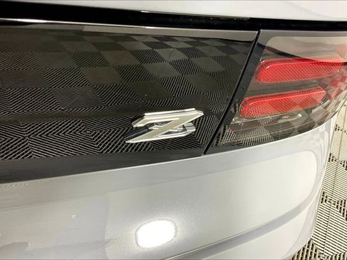 Certified 2024 Nissan Z Performance w/ Floor Mat Package RWD image 22
