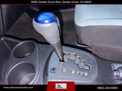 Used 2015 Toyota Prius C One image 33