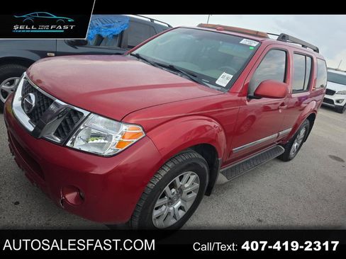 Used 2009 Nissan Pathfinder LE AWD/4WD image 1