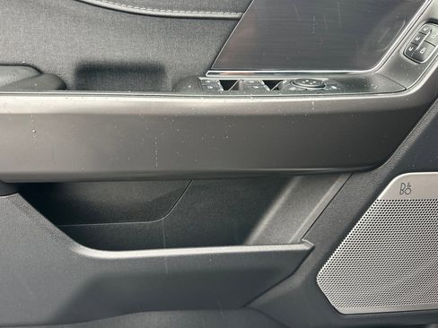 New 2025 Ford F150 Lariat w/ Equipment Group 501A Mid image 11