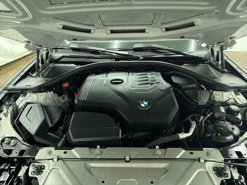 Used 2022 BMW 330i Sedan w/ Driving Assistance Package image 31