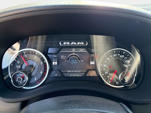 Used 2024 RAM 3500 Tradesman w/ Safety Group image 9