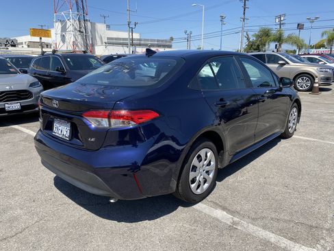 Used 2024 Toyota Corolla LE FWD image 8