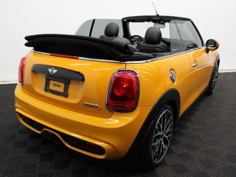 Used 2016 MINI Cooper S image 6