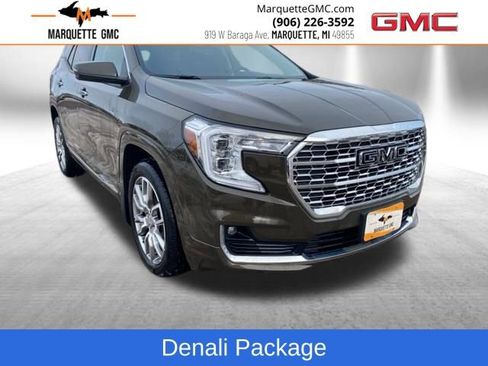 Used 2023 GMC Terrain Denali image 1