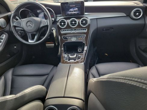 Used 2017 Mercedes-Benz C 300 4MATIC Sedan image 10