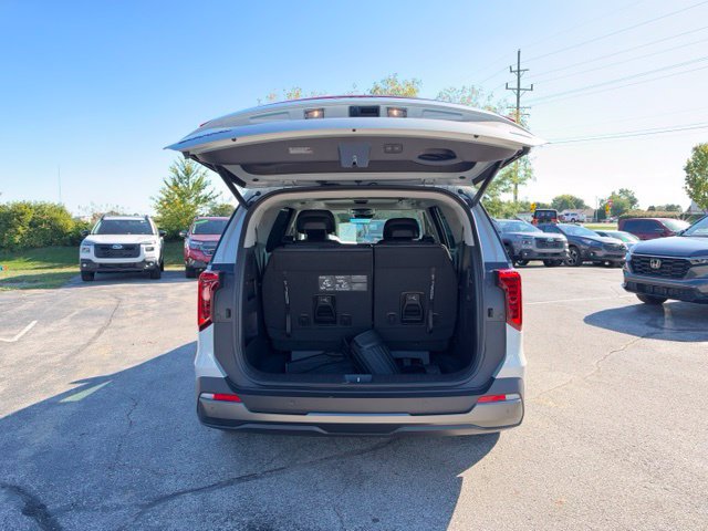 Used 2025 Kia Carnival SX Prestige FWD image 42