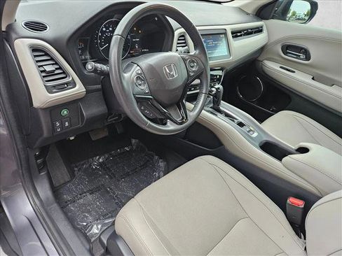 Used 2019 Honda HR-V EX-L image 11