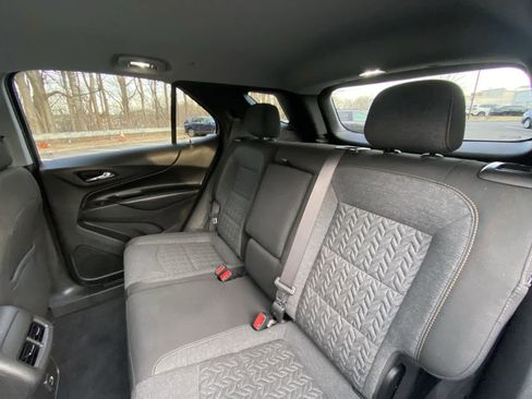 Used 2022 Chevrolet Equinox LT image 22