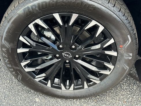 New 2026 Nissan Rogue Dark Armor AWD/4WD image 9