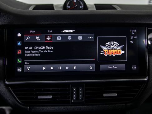 Used 2023 Porsche Cayenne Coupe AWD/4WD image 26