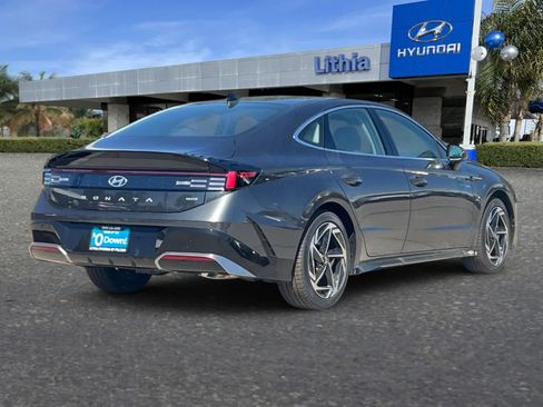 New 2026 Hyundai Sonata SEL image 2