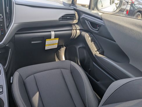 Certified 2025 Subaru Crosstrek 2.0i Premium image 16