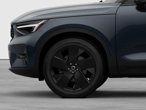 New 2026 Volvo XC40 B5 Ultra w/ Climate Package AWD/4WD image 6