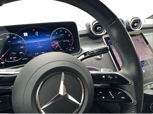Used 2025 Mercedes-Benz CLE 300 4MATIC Coupe image 37
