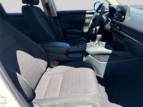 Used 2023 Honda HR-V LX image 24