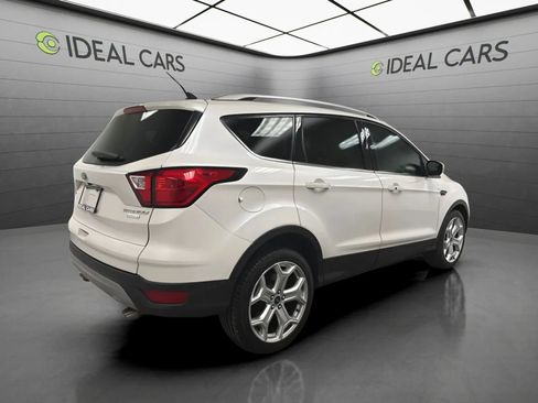Used 2019 Ford Escape Titanium FWD image 5
