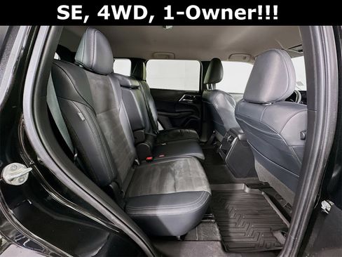 Used 2024 Mitsubishi Outlander SE image 29