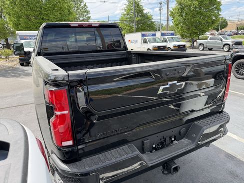 New 2026 Chevrolet Silverado 2500 High Country w/ High Country Premium Package AWD/4WD image 5