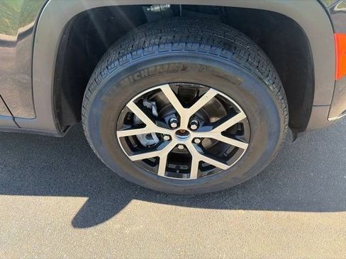 Used 2023 Jeep Grand Cherokee L Limited w/ Trailer Tow Group (B) AWD/4WD image 44