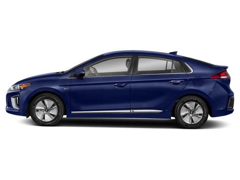 Used 2022 Hyundai Ioniq SE image 3