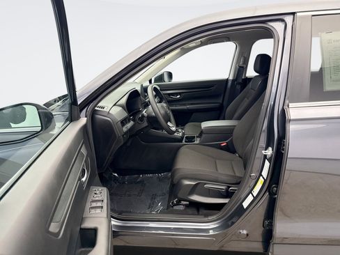 Used 2025 Honda CR-V LX image 10
