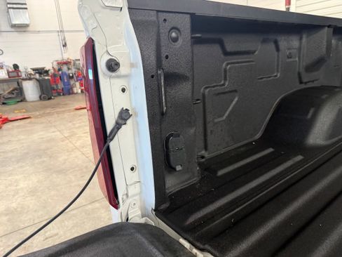 Used 2020 Chevrolet Silverado 3500 High Country w/ Gooseneck/5TH Wheel Package AWD/4WD image 27
