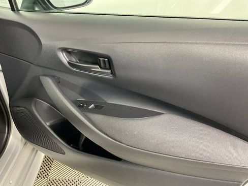 Used 2024 Toyota Corolla LE FWD image 23