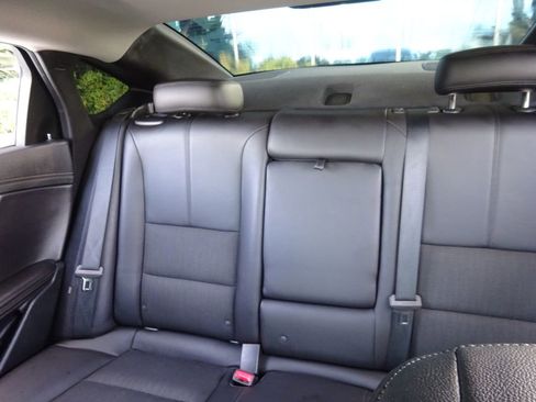 Used 2018 Chevrolet Impala LT w/ LT Entertainment Package FWD image 14