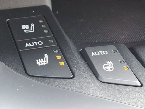 New 2025 Lexus LX 700h F Sport image 13