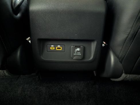 Used 2023 Nissan Frontier PRO-4X w/ Pro-4X Premium Package image 12