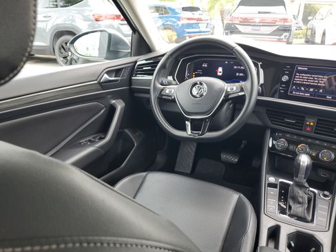 Used 2019 Volkswagen Jetta SEL image 14
