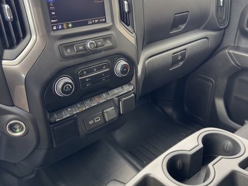 Used 2022 Chevrolet Silverado 1500 Custom Trail Boss image 23