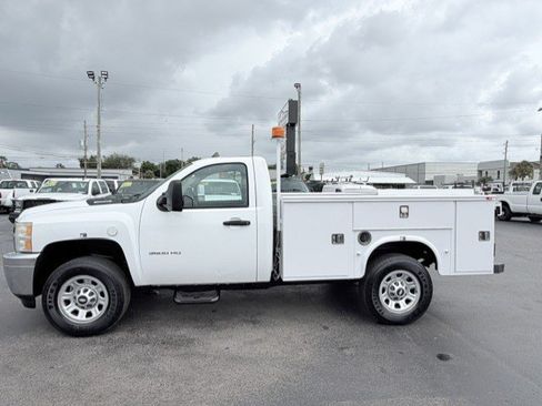 Used 2013 Chevrolet Silverado 3500 W/T RWD image 8