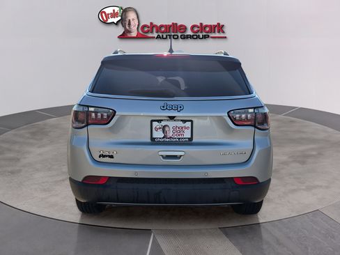 Used 2024 Jeep Compass Limited AWD/4WD image 5