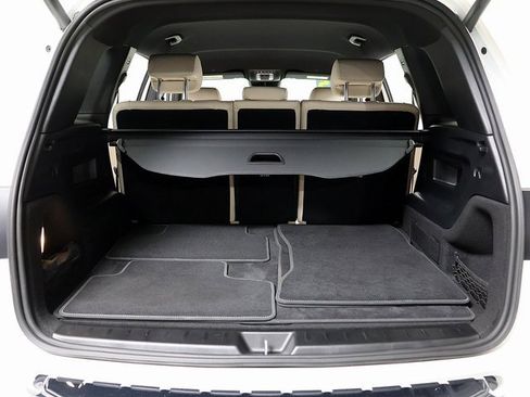 Certified 2025 Mercedes-Benz GLB 250 4MATIC image 28