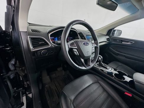 Used 2018 Ford Edge SEL w/ Equipment Group 201A FWD image 9