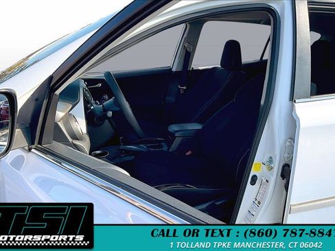 Used 2014 Toyota RAV4 XLE image 25