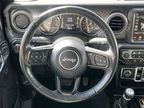 Certified 2021 Jeep Gladiator Sport AWD/4WD image 13