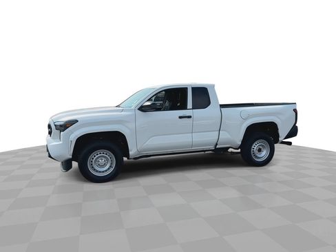 Used 2025 Toyota Tacoma SR RWD image 5