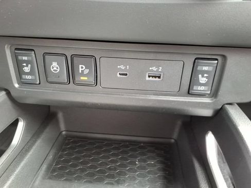 Certified 2024 Nissan Frontier SV w/ SV Convenience Package RWD image 25