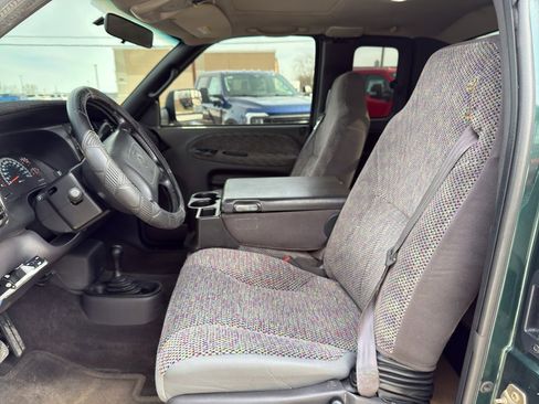 Used 2001 Dodge Ram 2500 Truck ST image 11