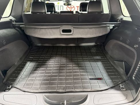 Used 2018 Jeep Grand Cherokee Altitude AWD/4WD image 15