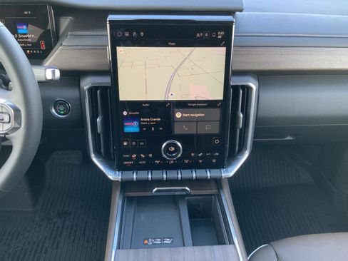 New 2026 GMC Acadia Denali Ultimate w/ LPO, Floor Liner Package image 39