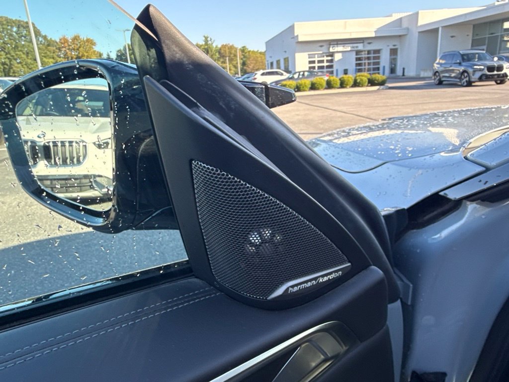 Used 2021 BMW M4 Coupe w/ Executive Package RWD image 9